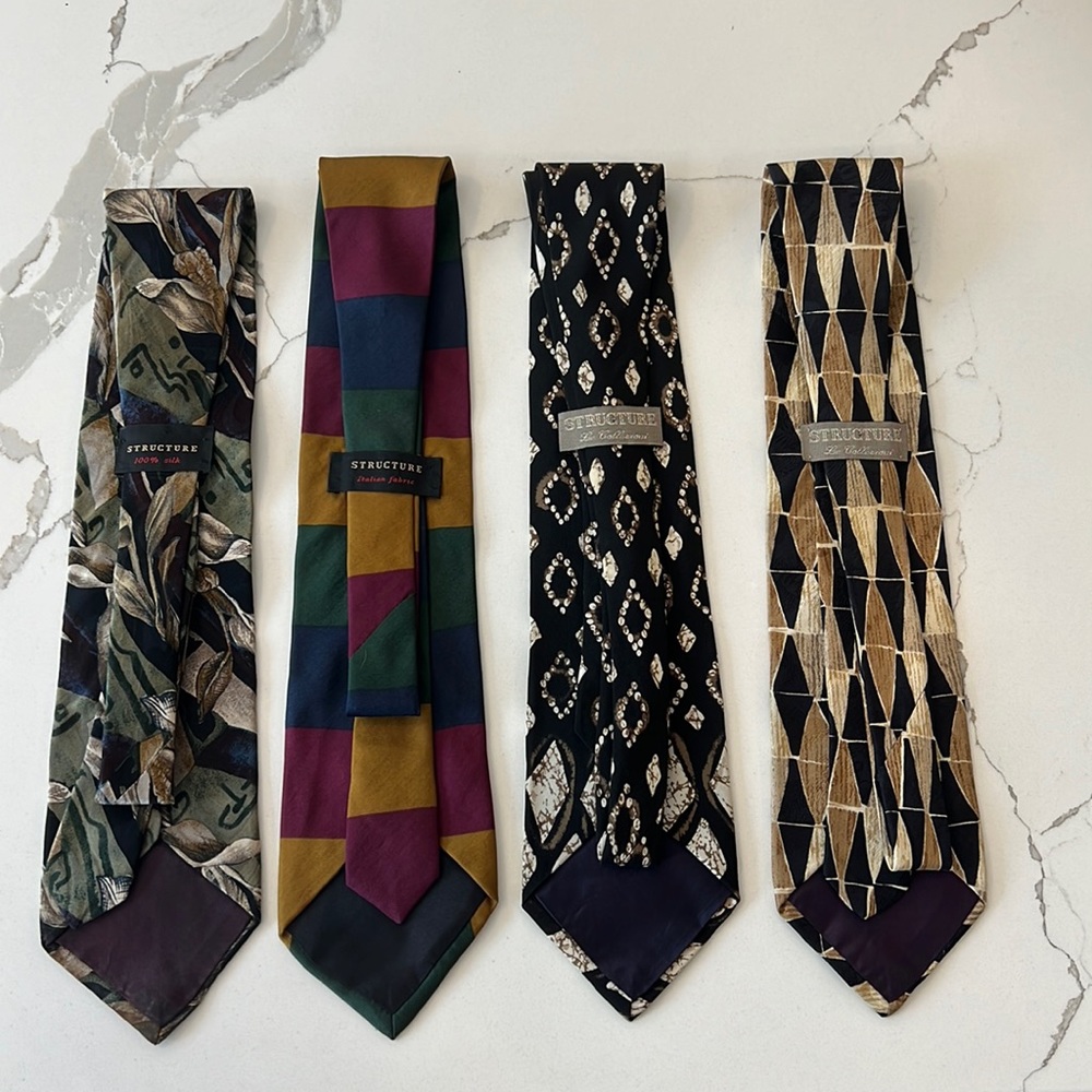 Collection of 4 Structure silk ties